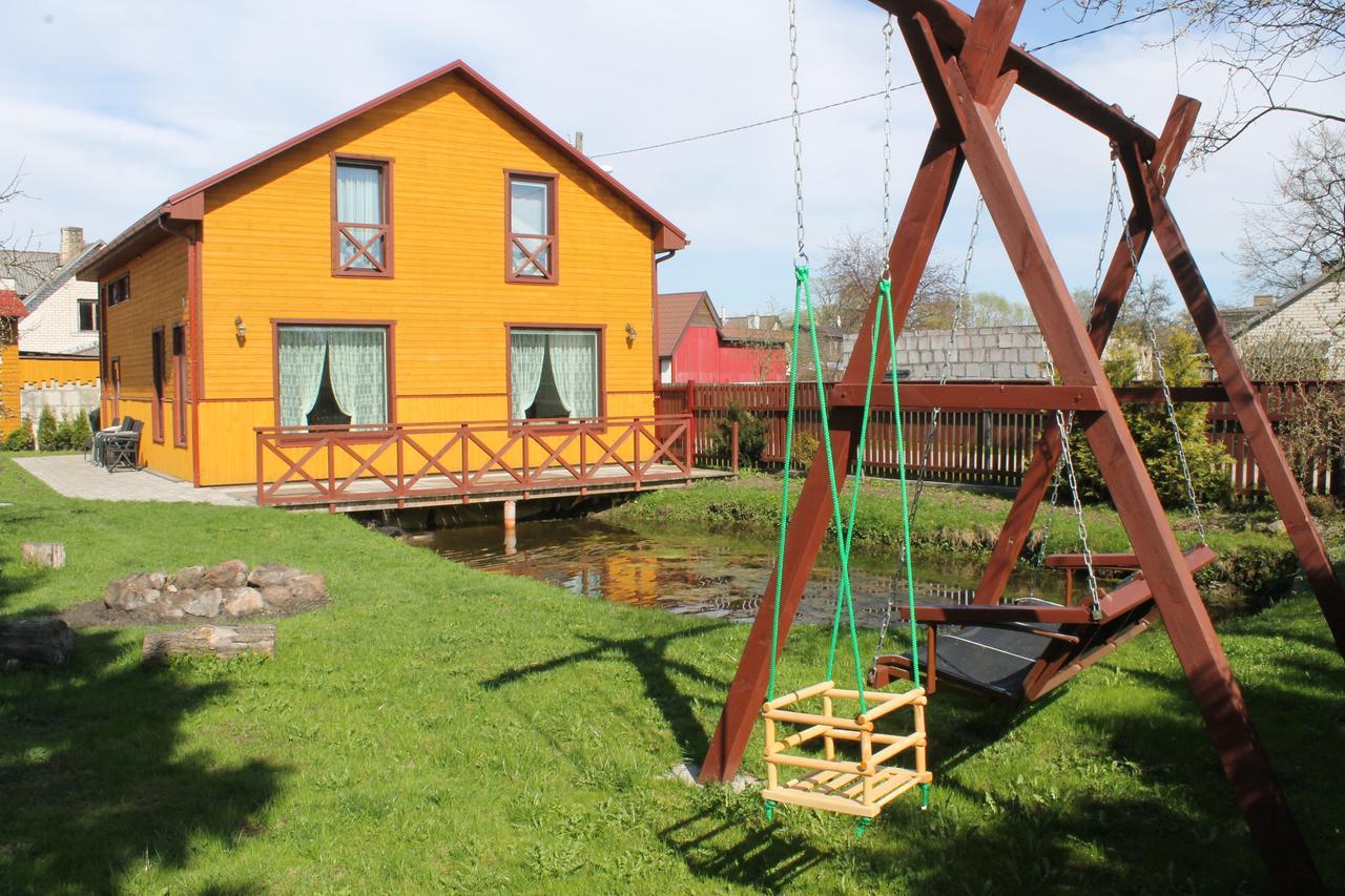 Viesu Nams Amrai Hotel Ventspils Exterior photo